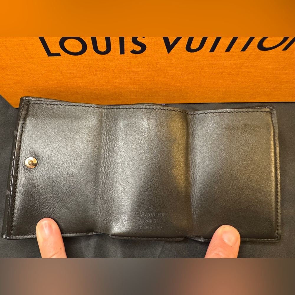 Lv Louis Vuitton Monogram Eclipse Discovery Compa… - image 5